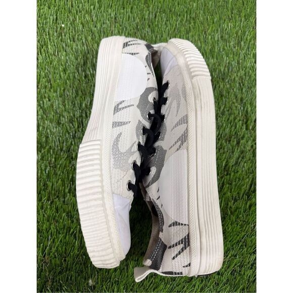 McQ By Alexander McQueen Men's Swallow Swarm Vulc Low-Top Sneakers 43 (10) White - Picture 7 of 9